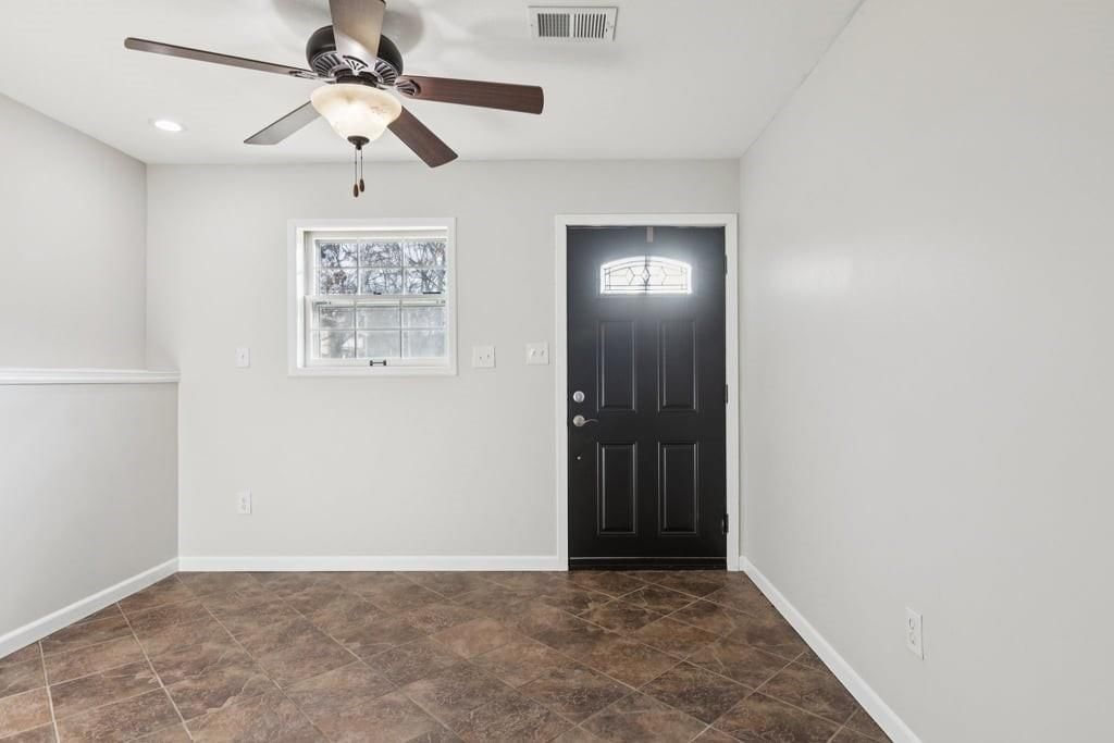 506 S Adams Street — photo 2