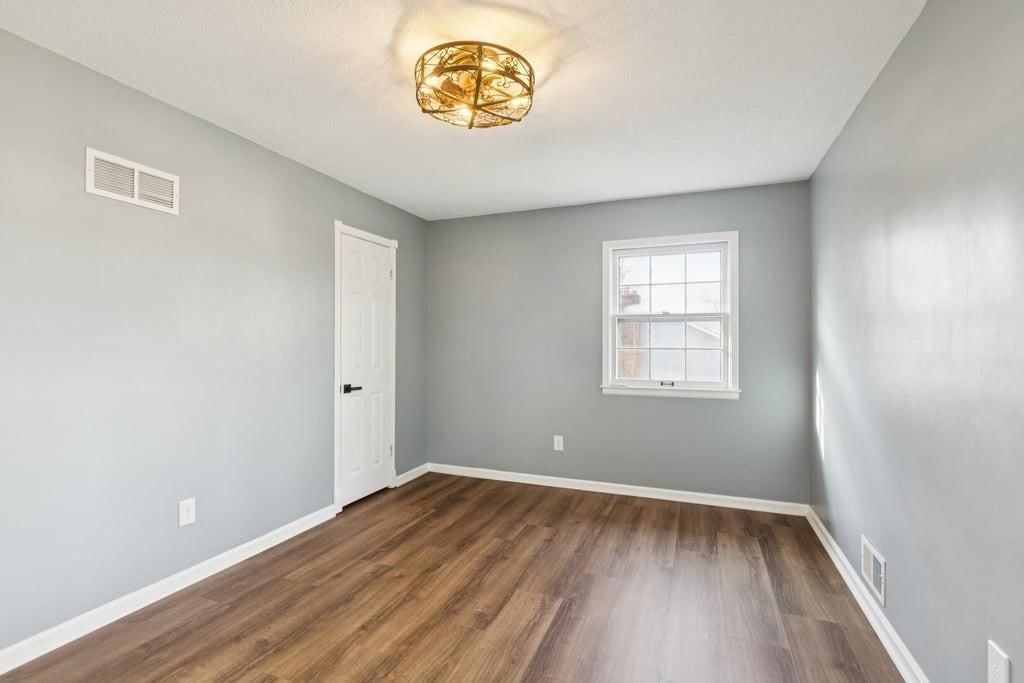 506 S Adams Street — photo 10