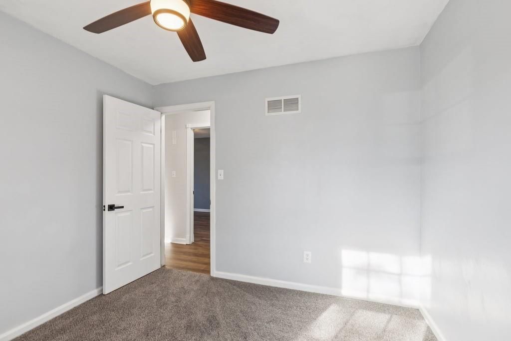 506 S Adams Street — photo 13