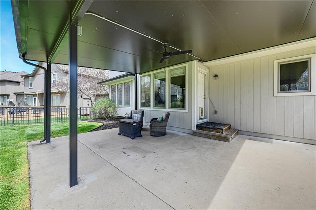 9626 Falcon Valley Drive — photo 3