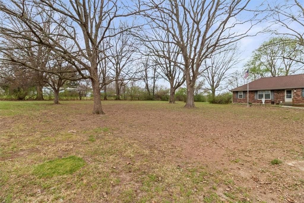 5212 N Galvin Road — photo 2