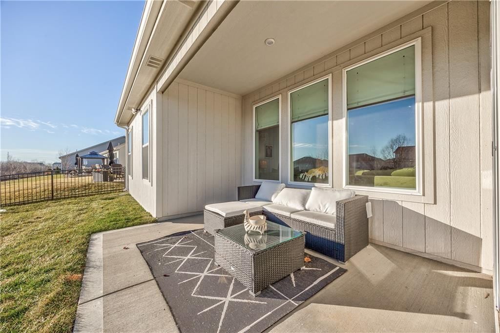 17733 Houston Street — photo 24