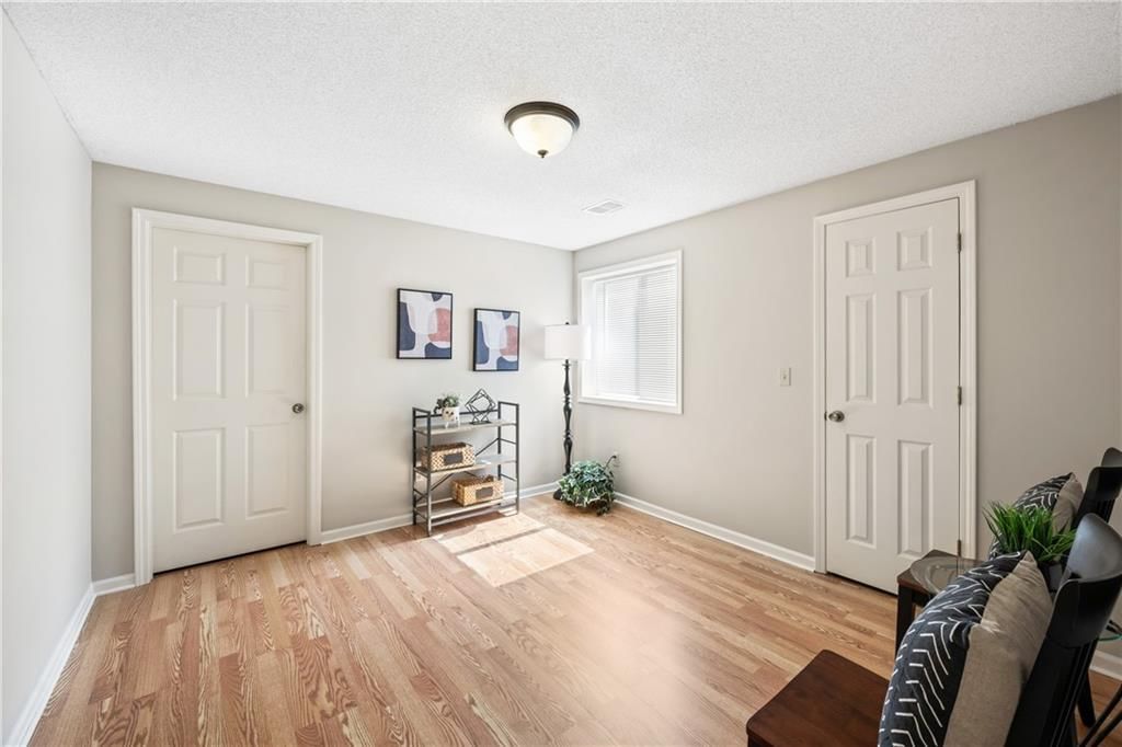 20847 Barker Road — photo 32