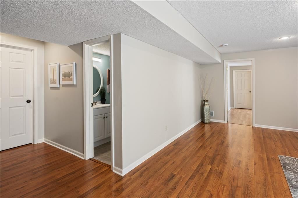 20847 Barker Road — photo 33