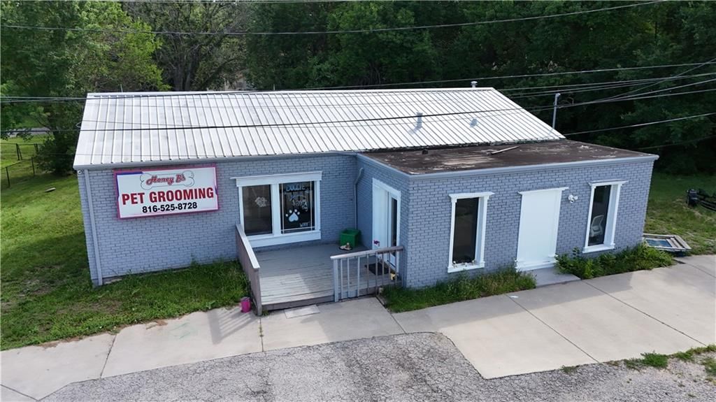 813 SW Oldham Boulevard — photo 32