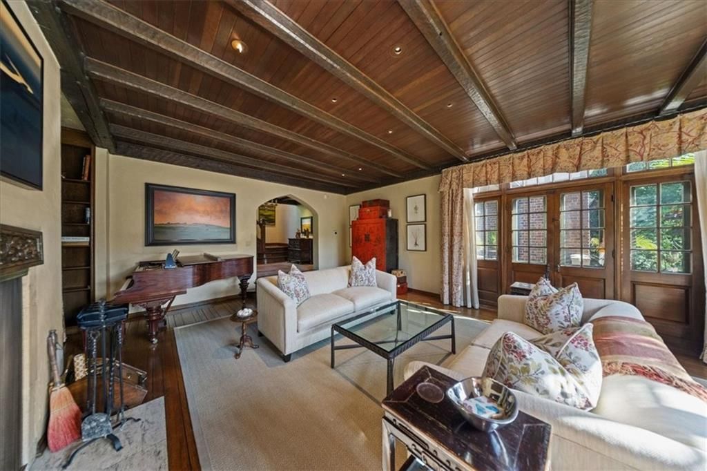 5800 Brookbank Lane — photo 32