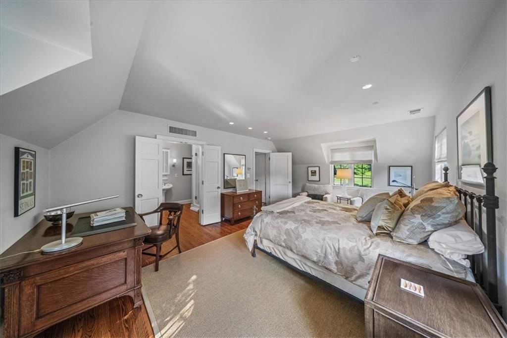 5800 Brookbank Lane — photo 47