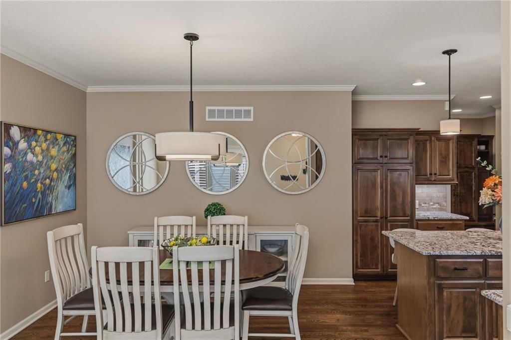 15702 Lowell Lane — photo 7