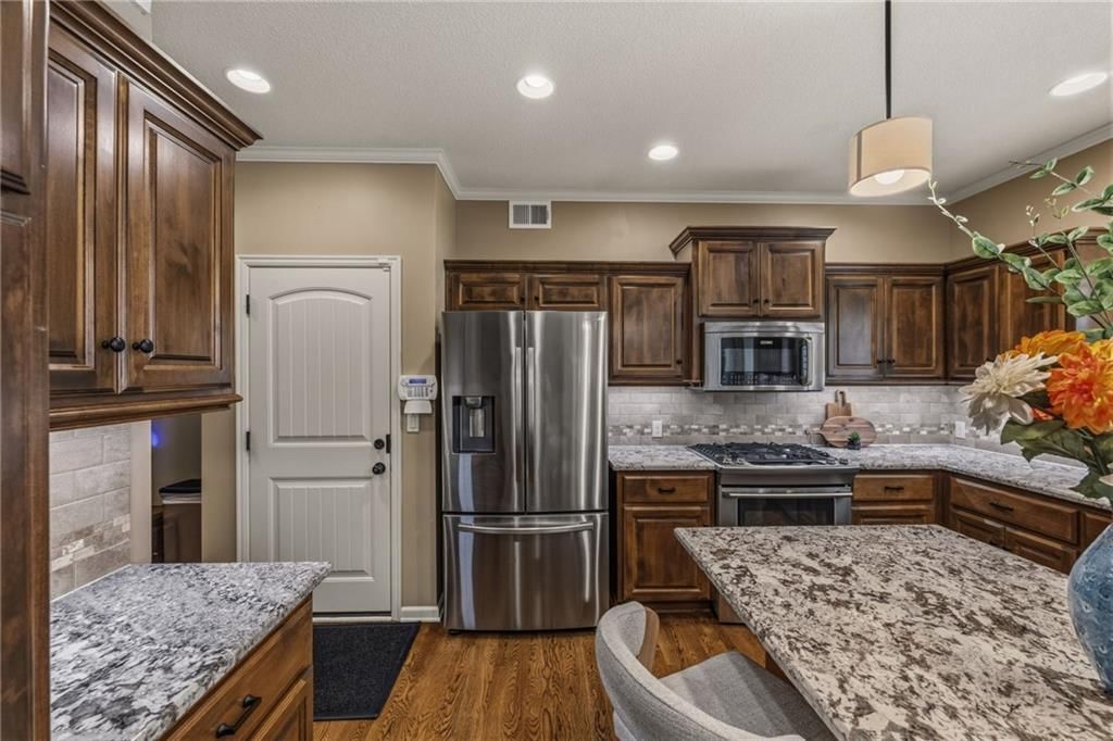 15702 Lowell Lane — photo 15