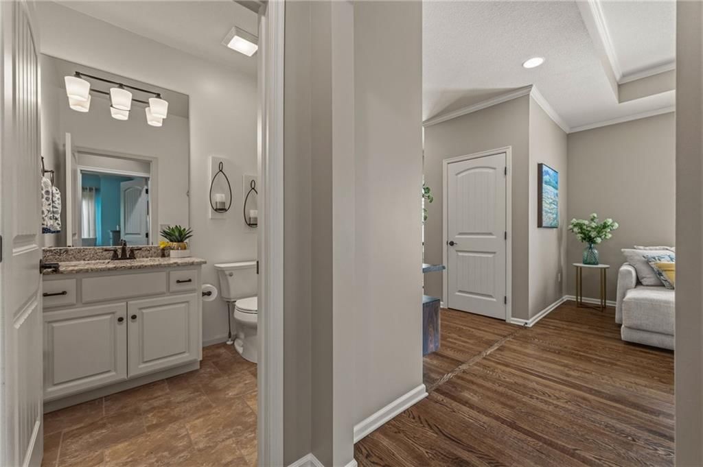 15702 Lowell Lane — photo 30