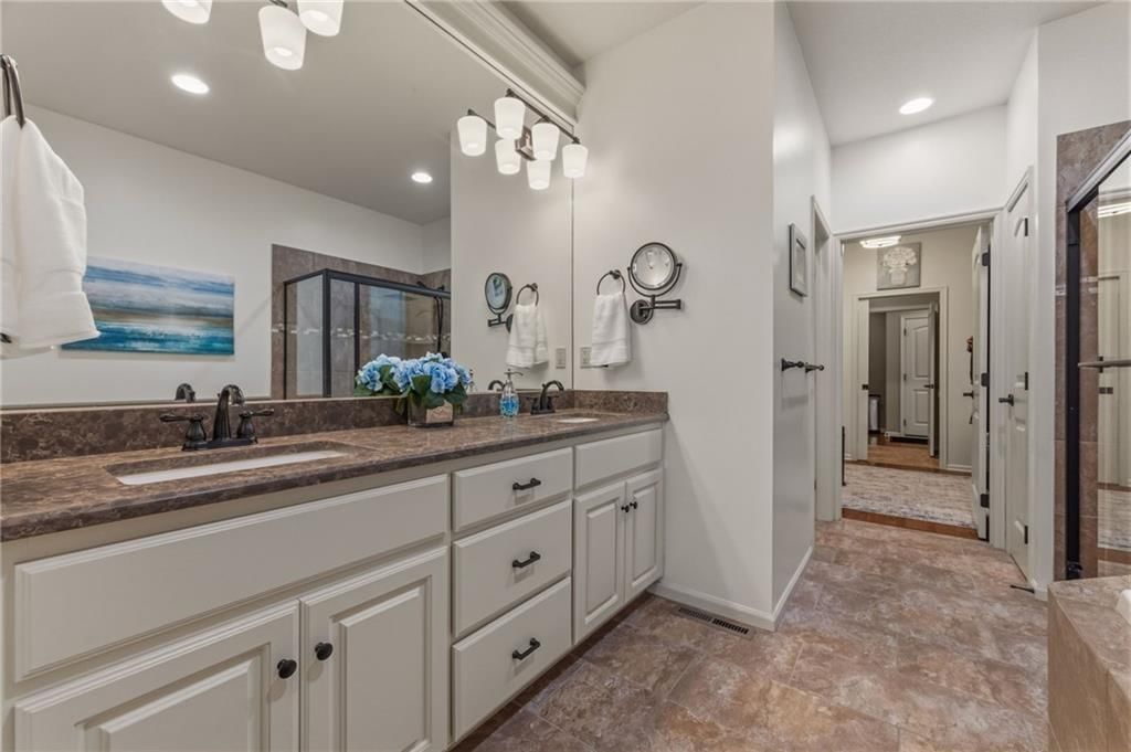 15702 Lowell Lane — photo 37