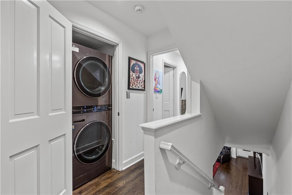 1109 W 47TH Street — photo 27