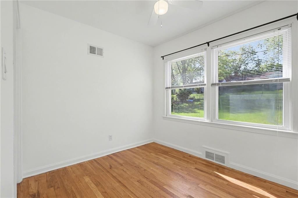 6609 W 72nd Terrace — photo 9