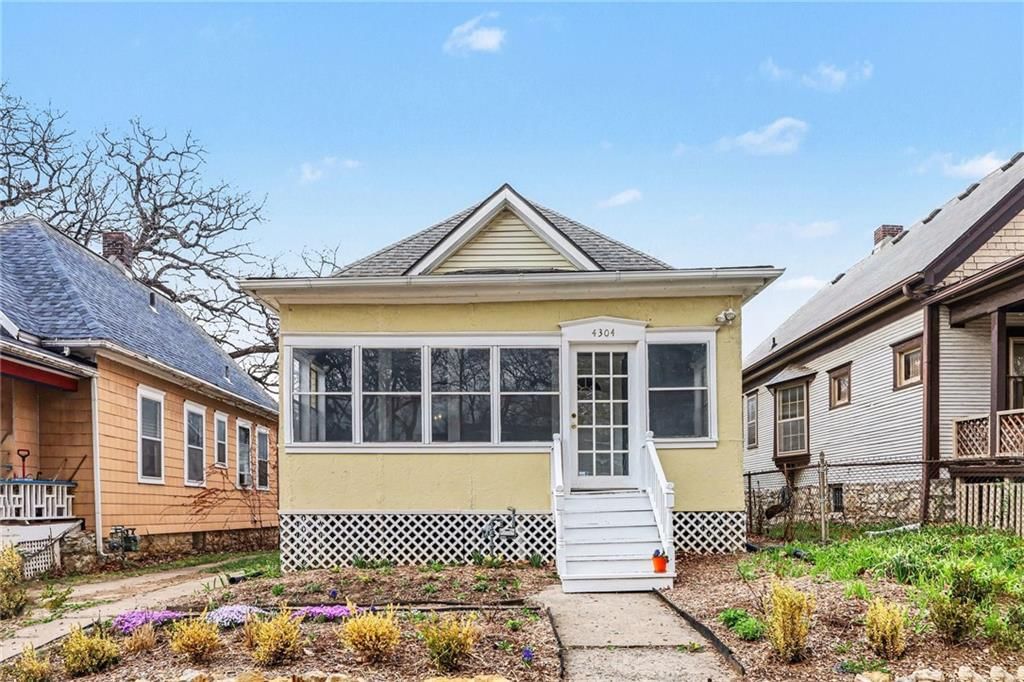 4304 HOLMES Street, Kansas City, MO