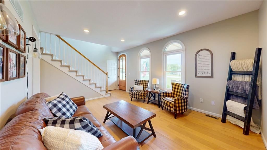 30531 W 98th Street — photo 5