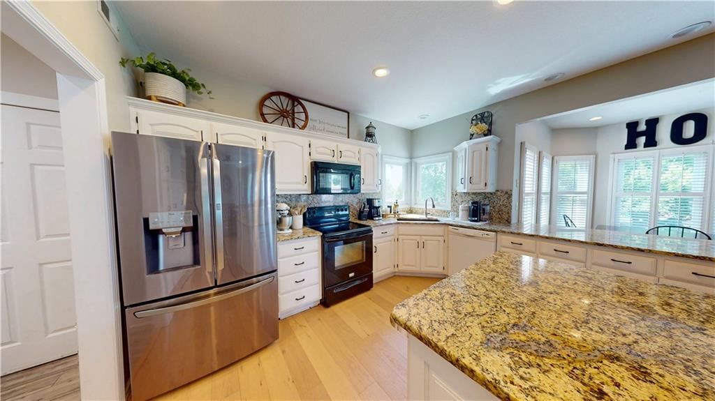 30531 W 98th Street — photo 10