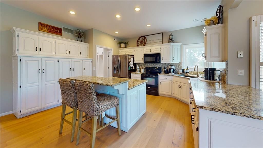 30531 W 98th Street — photo 11