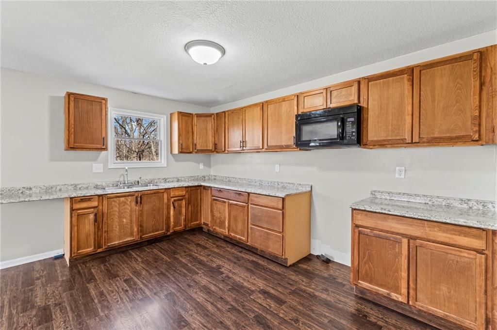 8800 SE 69 Highway — photo 12
