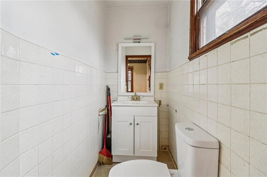 311 Lawn Street — photo 29