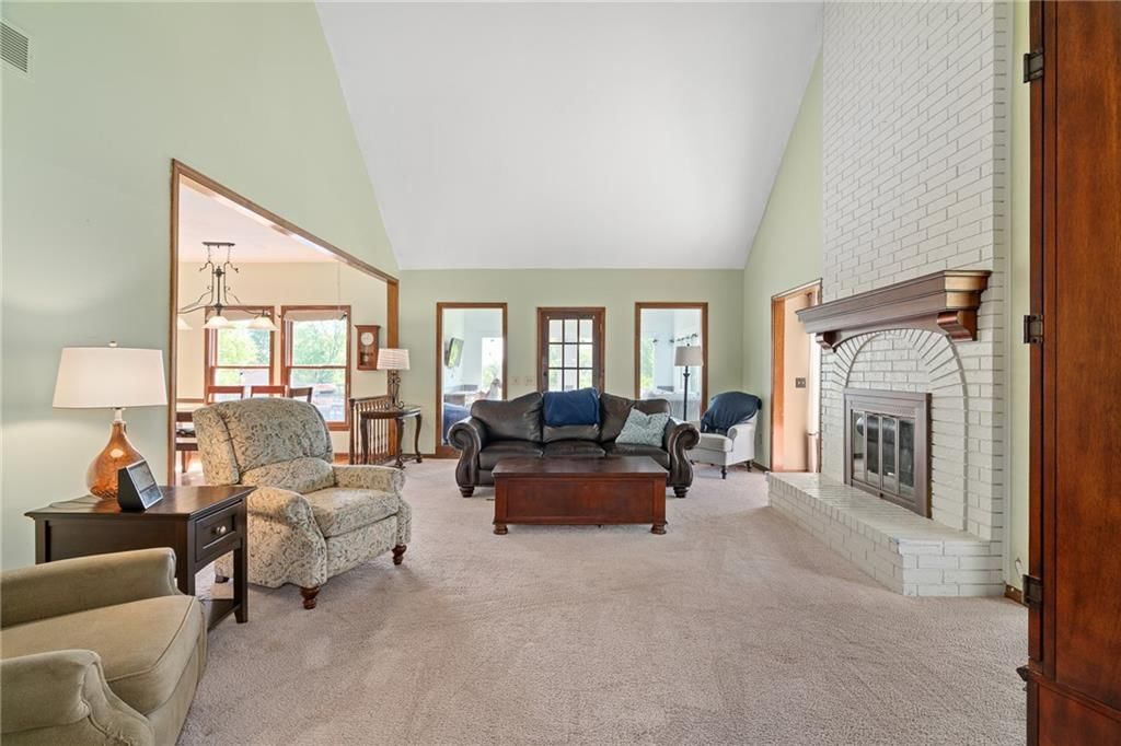 15367 Monrovia Street — photo 10