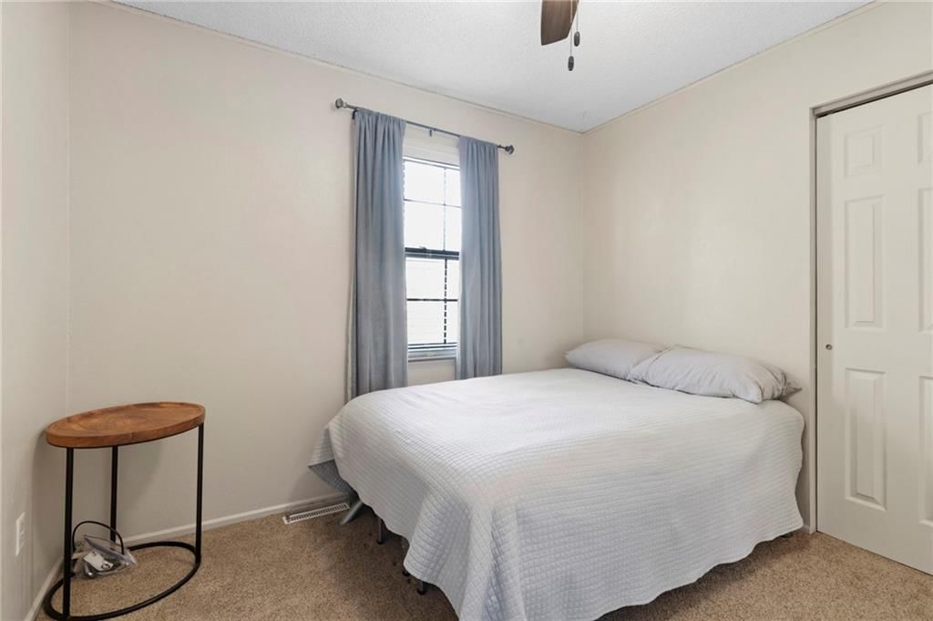 5212 NW Downing Street — photo 21