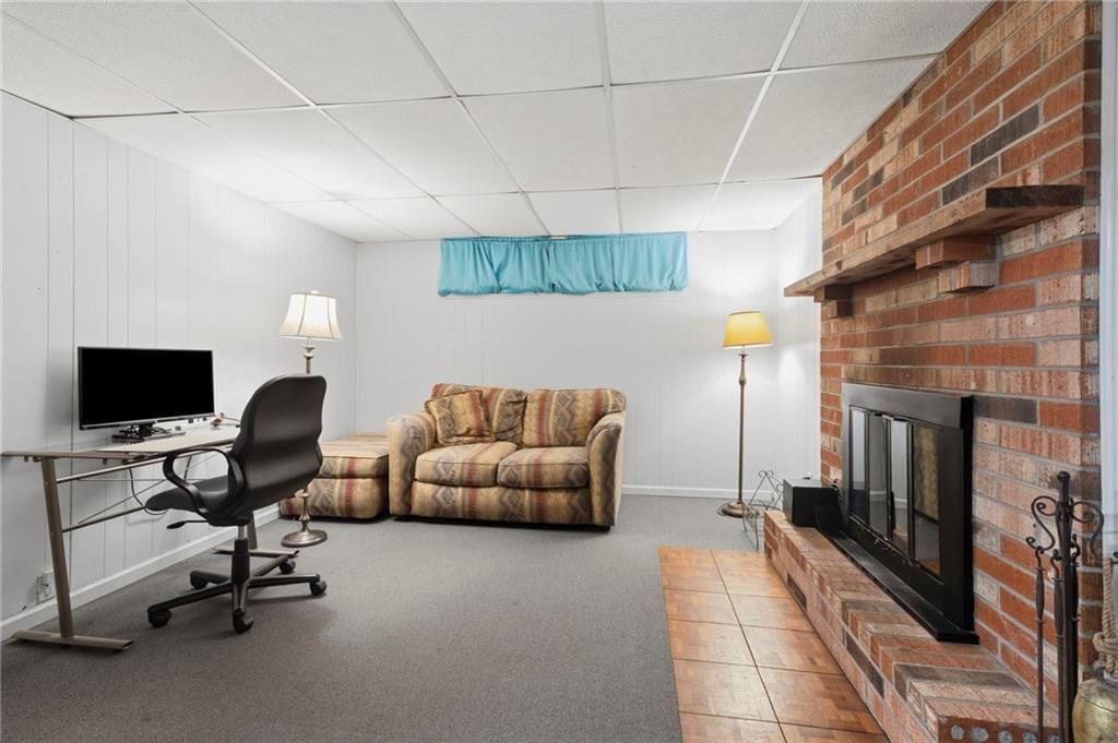 5212 NW Downing Street — photo 22
