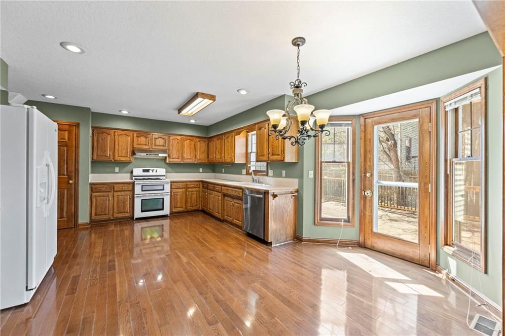 4112 Shady Lane Drive — photo 4