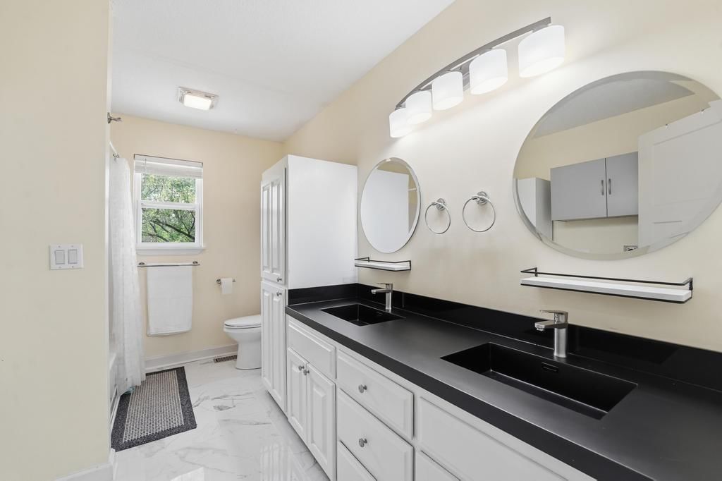 2514 S Race Avenue — photo 18