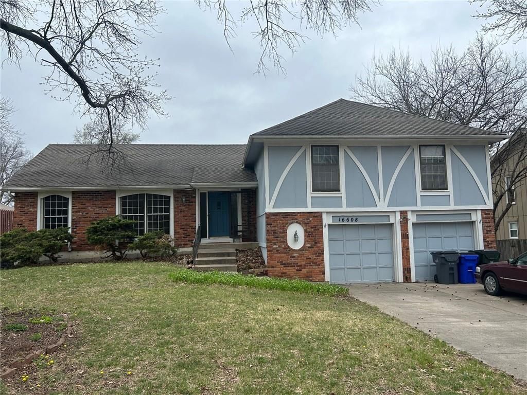 16608 W 145th Terrace, Olathe, KS