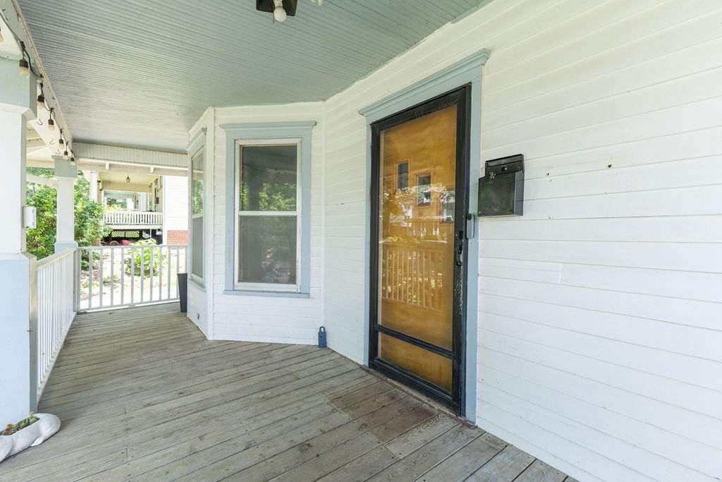 2816 Sacramento Street — photo 2
