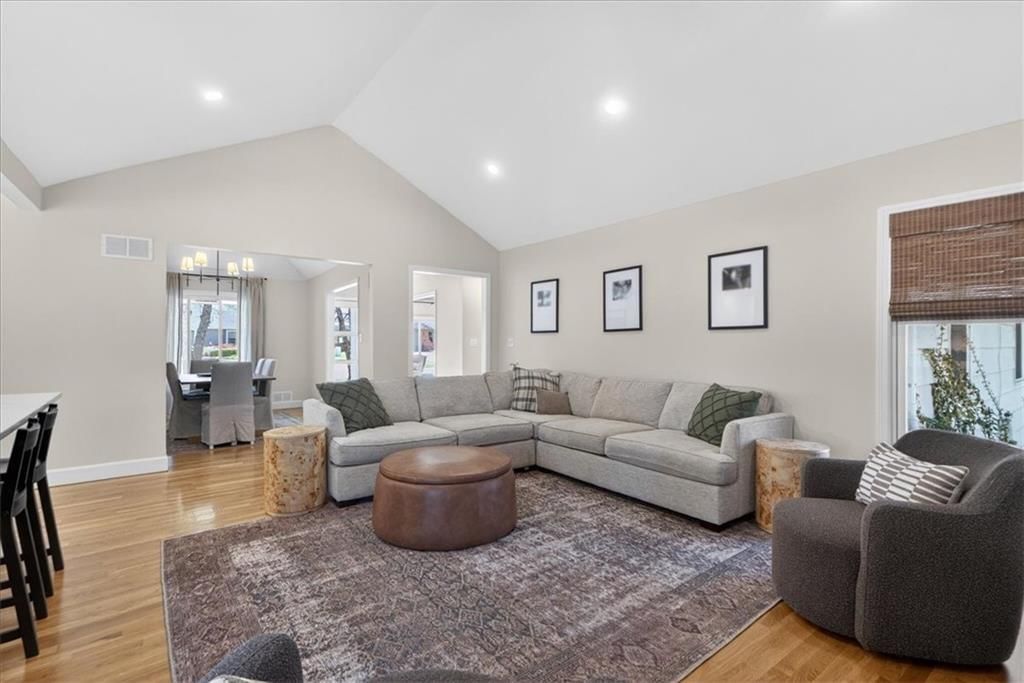 7616 W 98th Terrace — photo 15