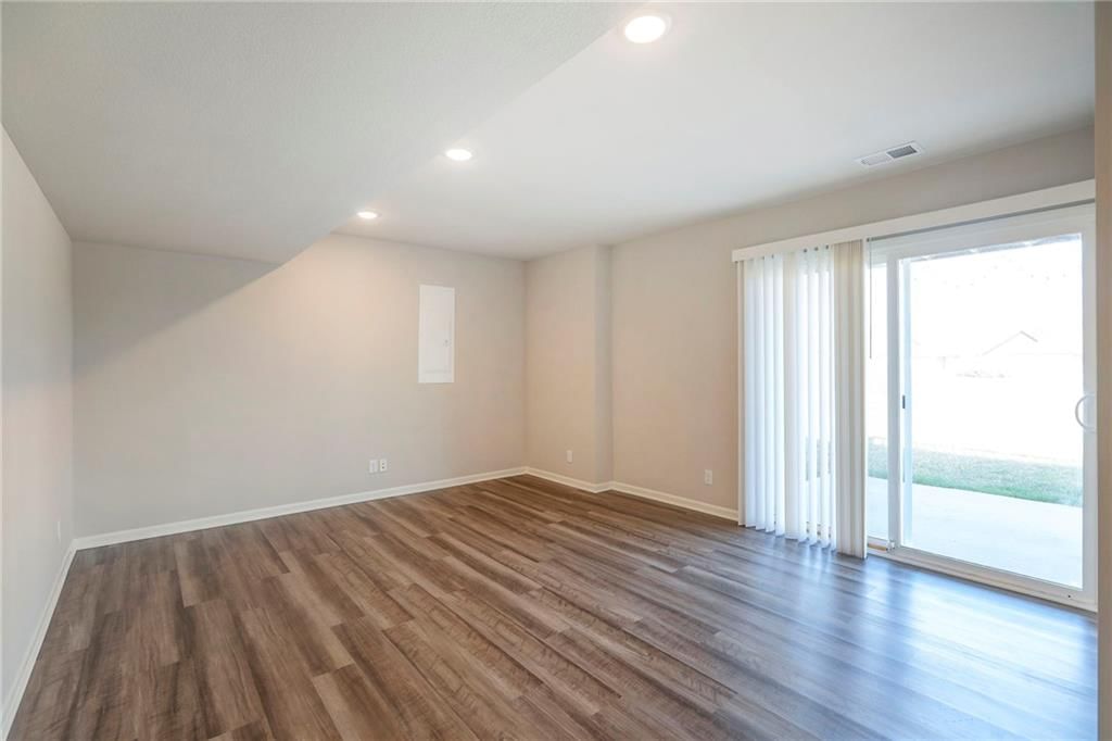 721 Shane Lane — photo 17