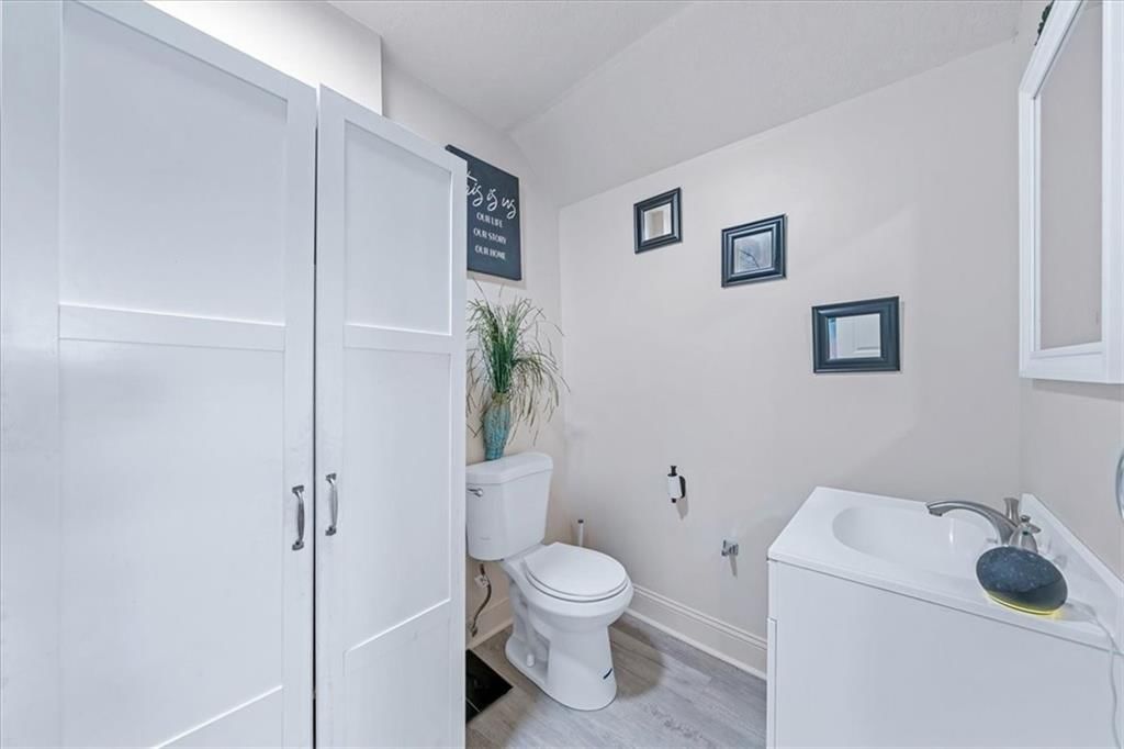 4130 Troost Avenue — photo 24