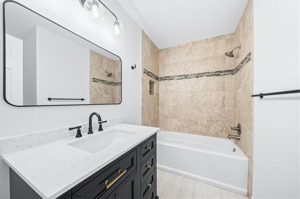 15327 Oakmont Street — photo 29