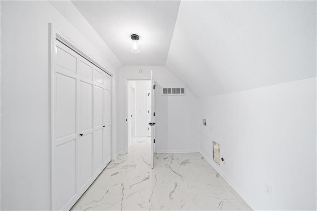 15327 Oakmont Street — photo 33