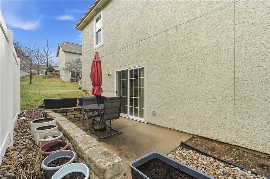 15722 W 61ST Terrace — photo 26