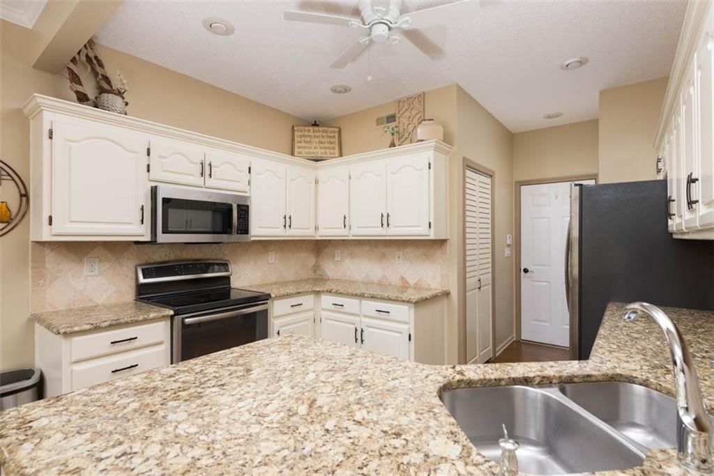 4422 S Davidson Drive — photo 13