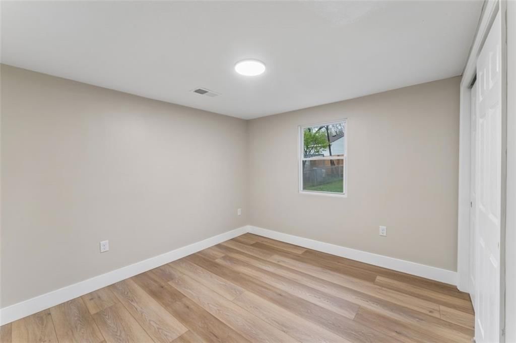 217 W 83rd Terrace — photo 17