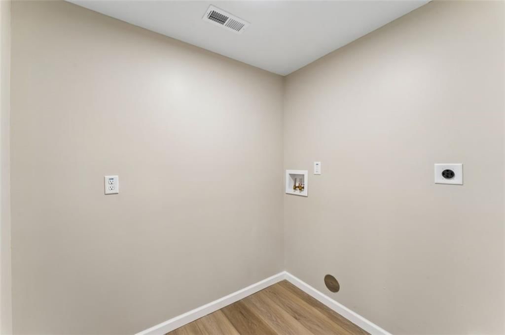 217 W 83rd Terrace — photo 25