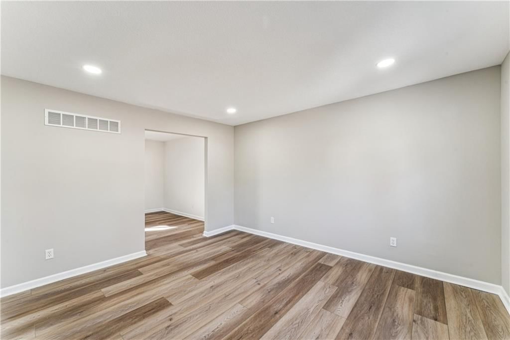 309 W Mcdonald Street — photo 9