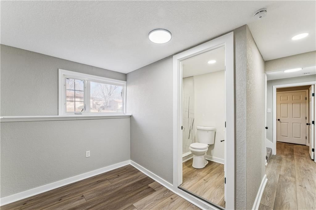 309 W Mcdonald Street — photo 31