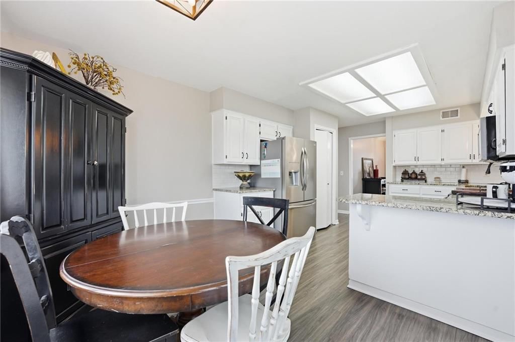 15717 Outlook Street — photo 13