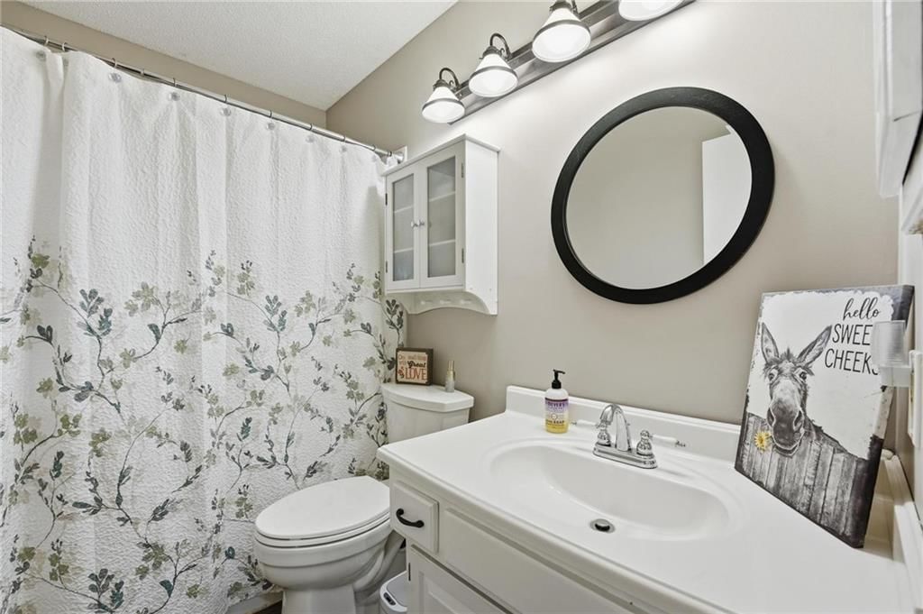 15717 Outlook Street — photo 16