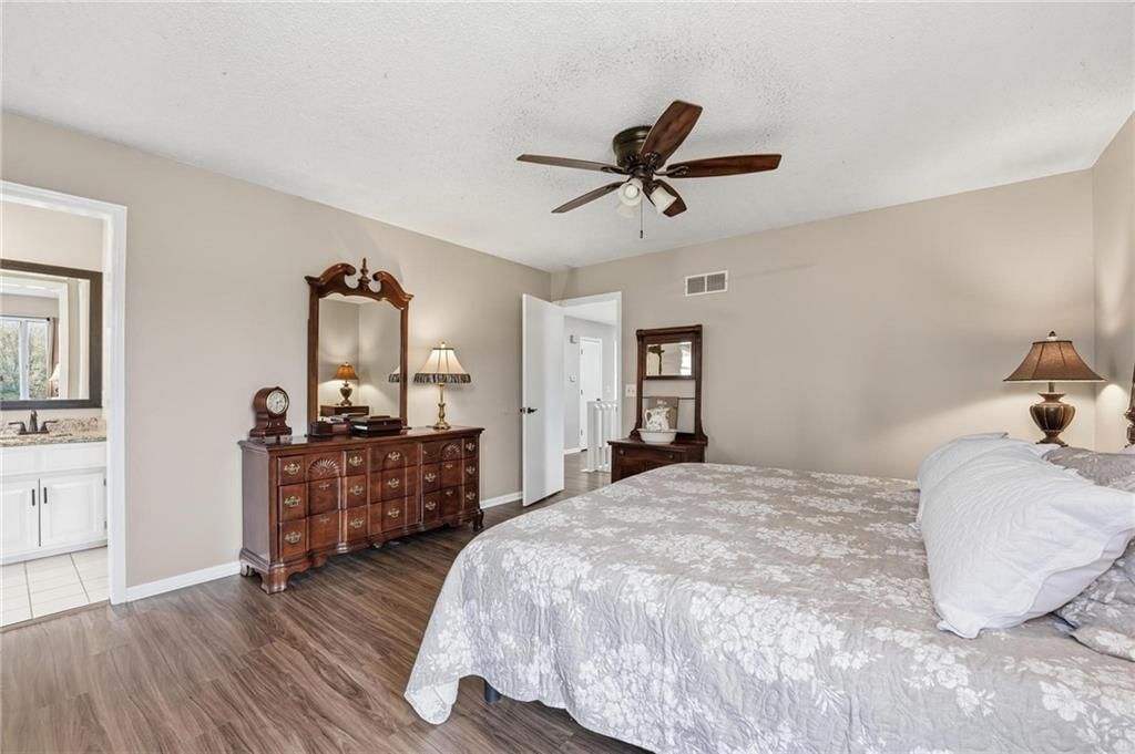 15717 Outlook Street — photo 22