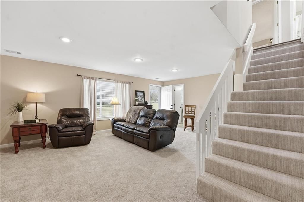 15717 Outlook Street — photo 23