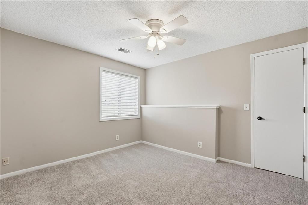 15717 Outlook Street — photo 27