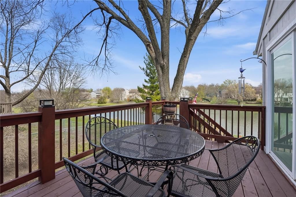 15717 Outlook Street — photo 31