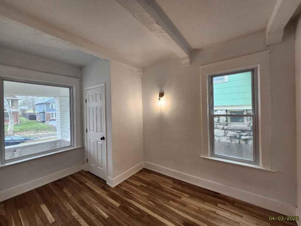 310 Kensington Avenue — photo 6
