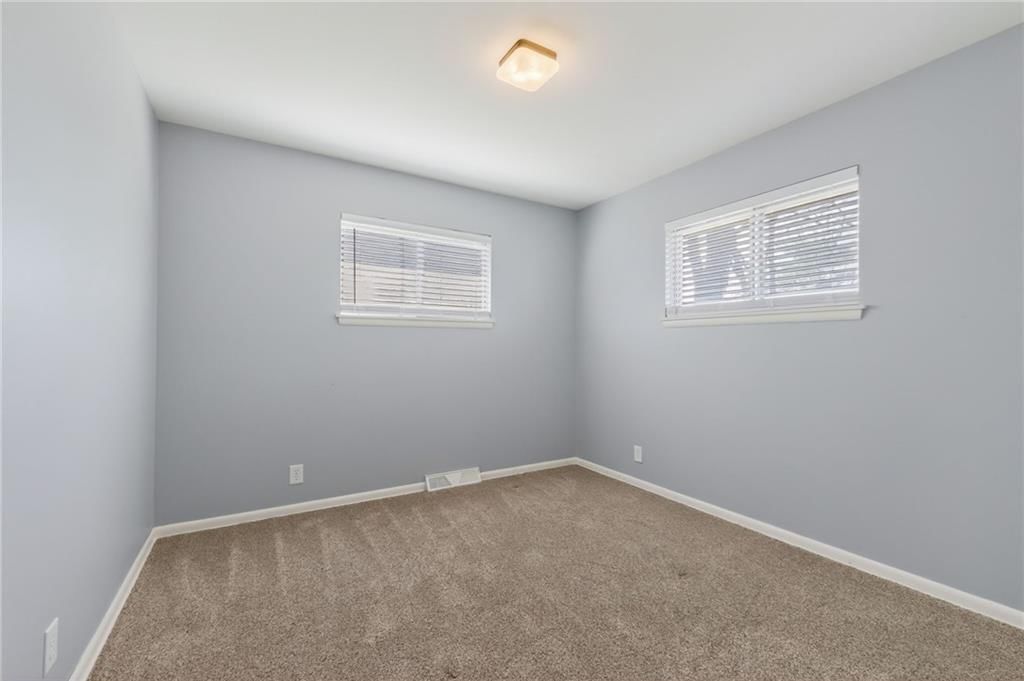 3407 E Lantern Lane — photo 18