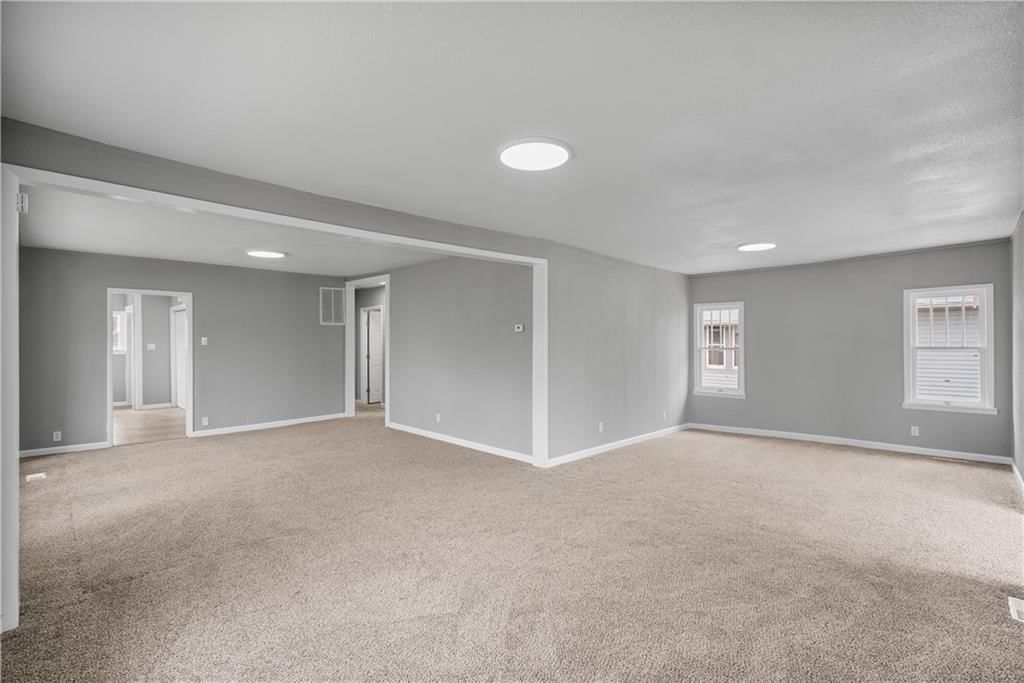 620 W Chestnut Street — photo 11